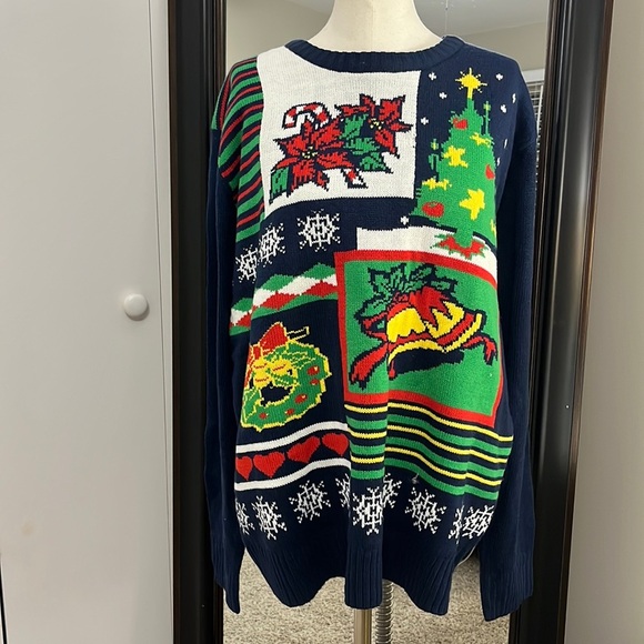 JEM holiday sweater - Picture 2 of 9
